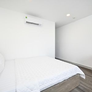 Deluxe Triple Room City View